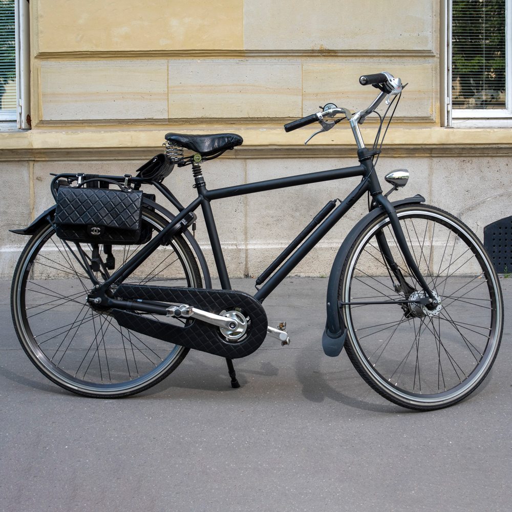 Bicyclette Chanel par Karl Lagerfeld ©Bonhams Cornette de Saint Cyr