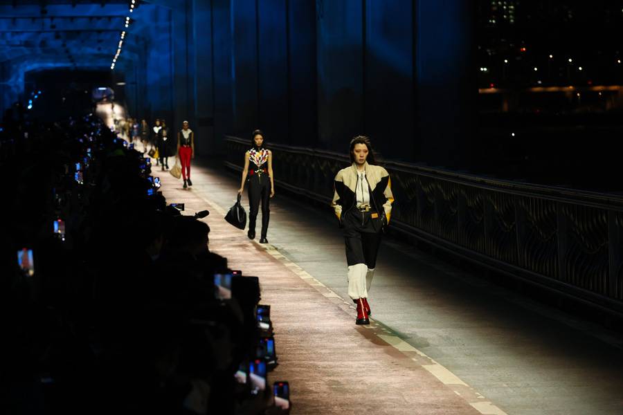 Le défilé Louis Vuitton Pre-Fall 2023 à Séoul