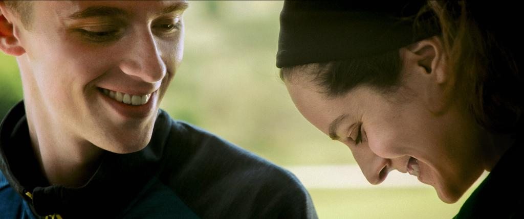 Noémie Merlant et Benjamin Voisin dans Les Âmes sœurs (2023) © Curiosa Films