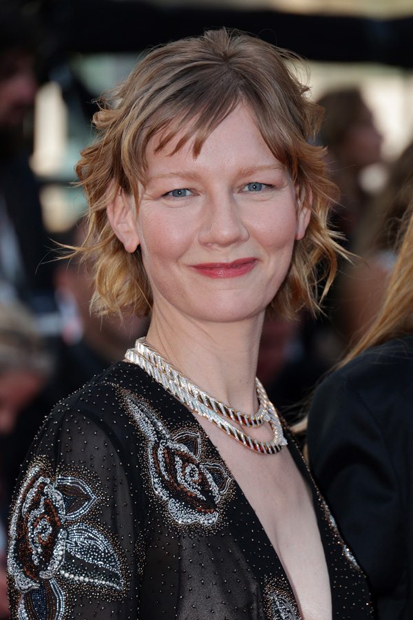 Sandra Hüller en Louis vuitton à la cérémonie de clôture du 76e Festival de Cannes