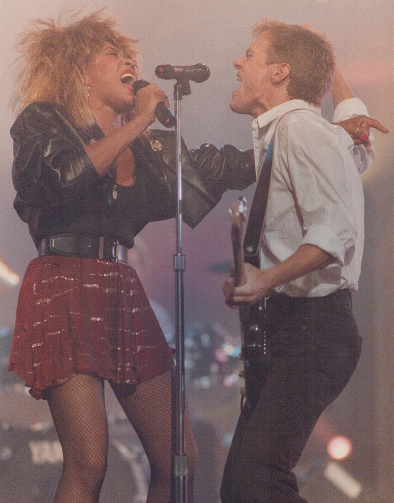 Tina Turner et Bryan Adams en 1985 (Getty Images)