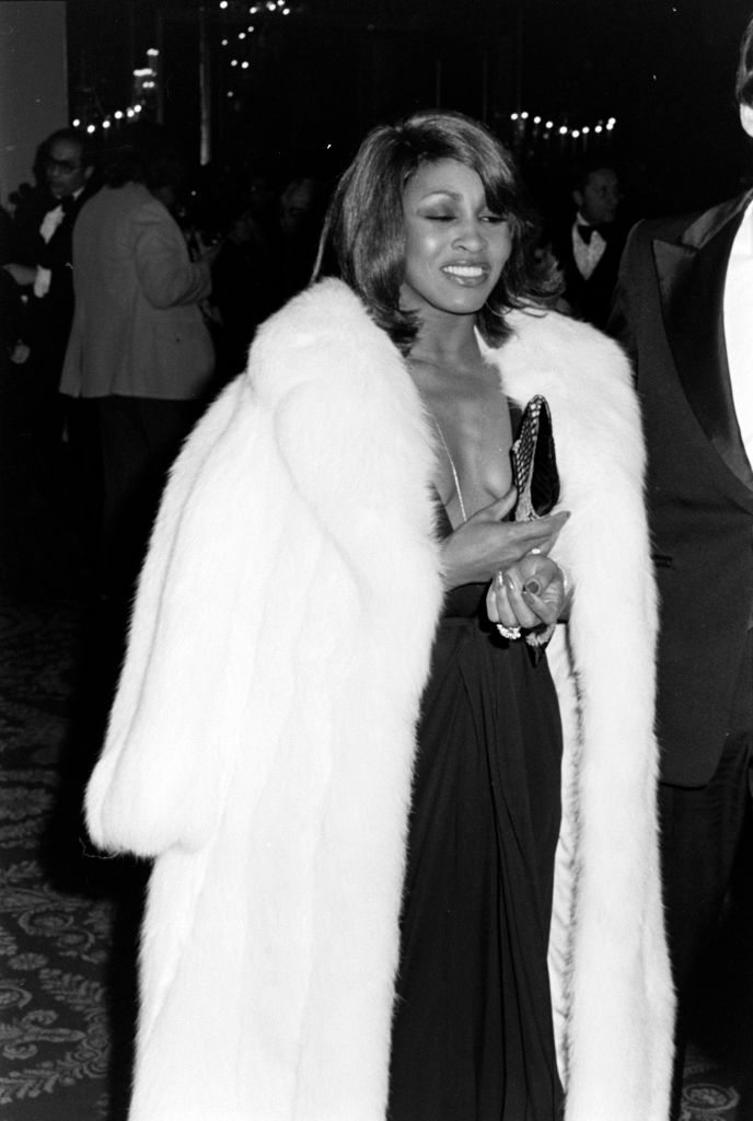 Tina Turner à un évènement de l’American Film Institute en 1977 (Photo par Allan Rosen/Penske Media via Getty Images)