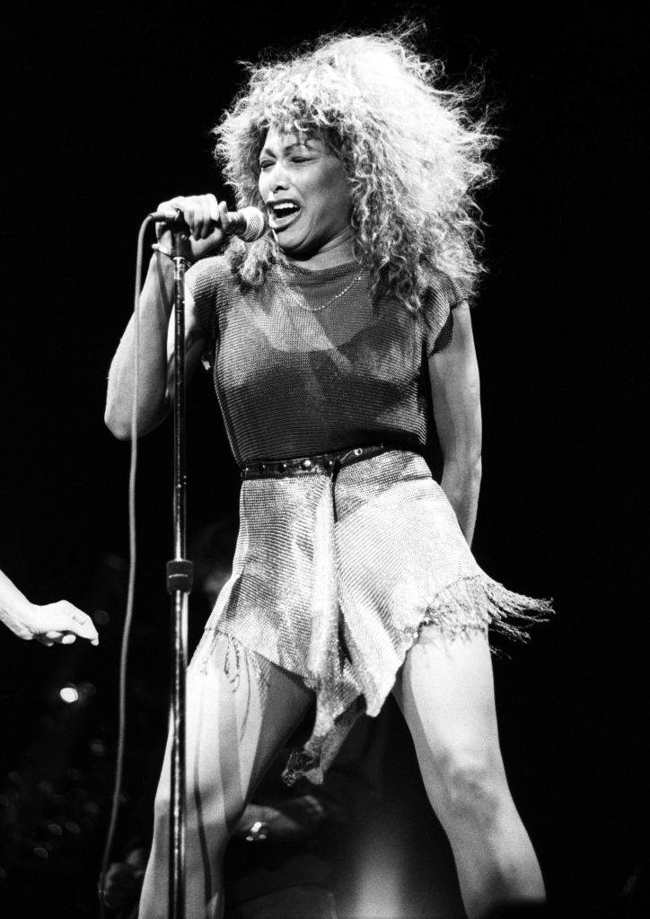 Tina Turner à Birmingham en 1990 (Photo par Ian Dickson/Redferns)