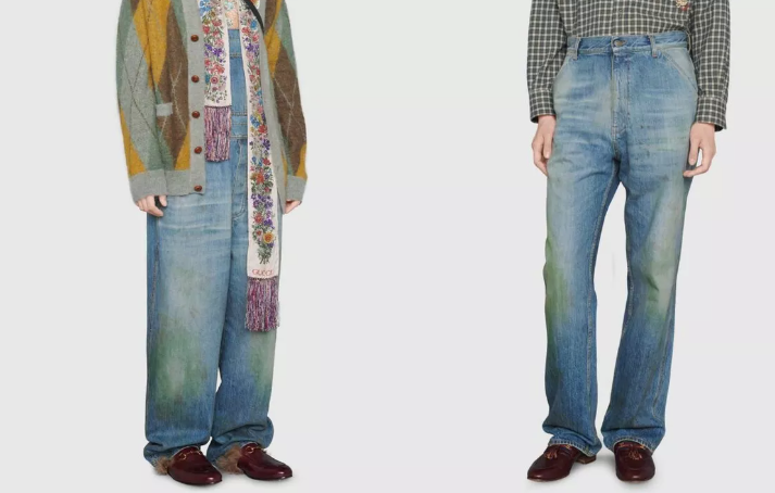 Le jean et la salopette Gucci et ses traces d'herbes.