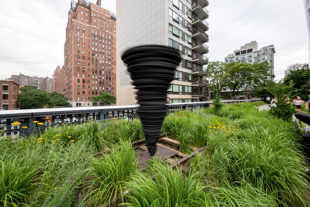 Windy (2022). Cocuratée et commandée conjointement par High Line Art et Audemars Piguet Contemporary © Courtesy of Meriem Bennani, High Line and Audemars Piguet