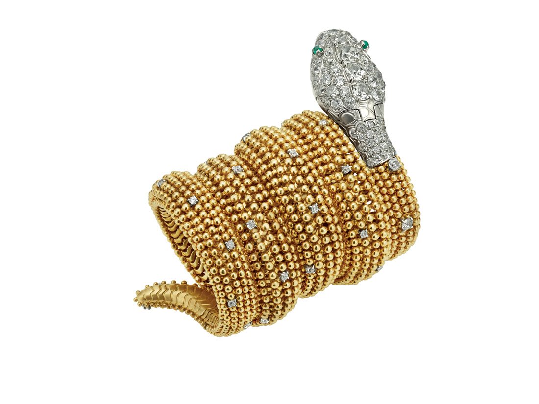 Montre-bracelet Serpenti de Bulgari en or, diamants et émeraude, 1855.