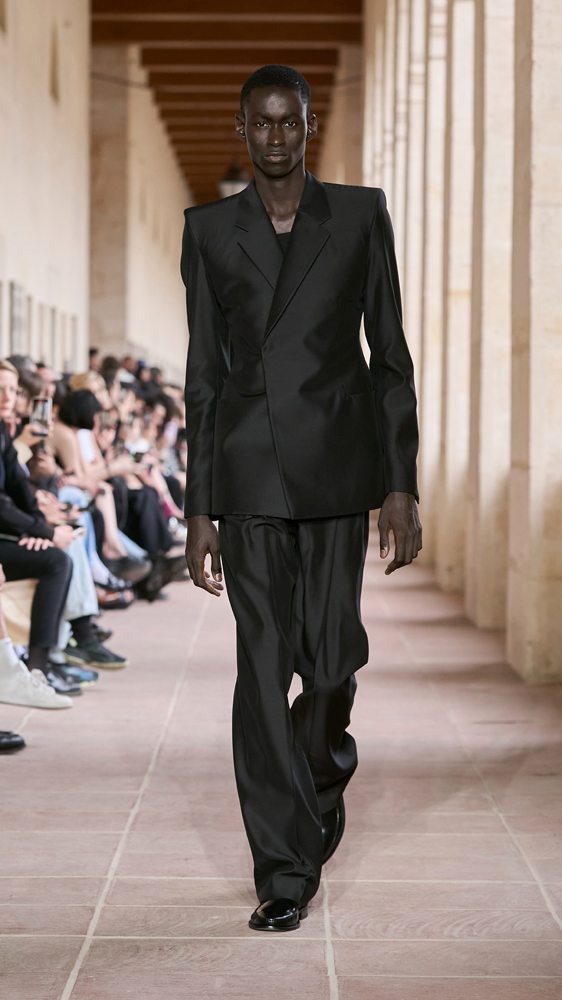 Le défilé Givenchy homme printemps-été 2024