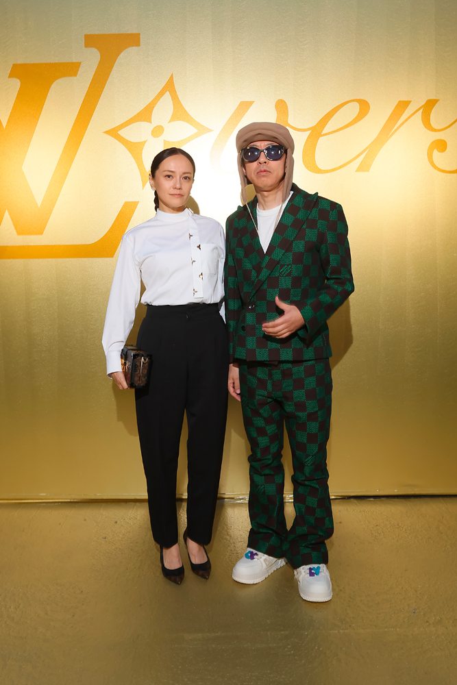 Nigo et Riho Makise au défilé Louis Vuitton printemps-été 2024