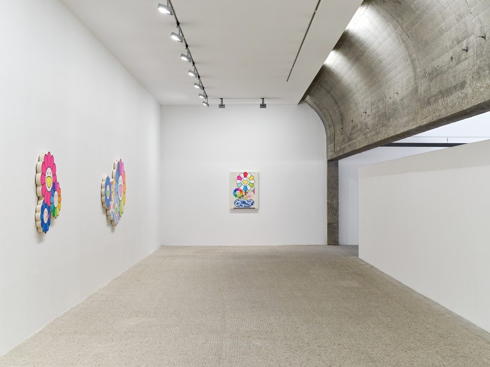 Vue de l'exposition “Takashi Murakami, Understanding the New Cognitive Domain” à la galerie Gagosian
