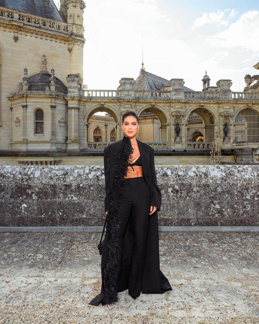Camila Coelho au défilé Valentino haute couture à Chantilly 