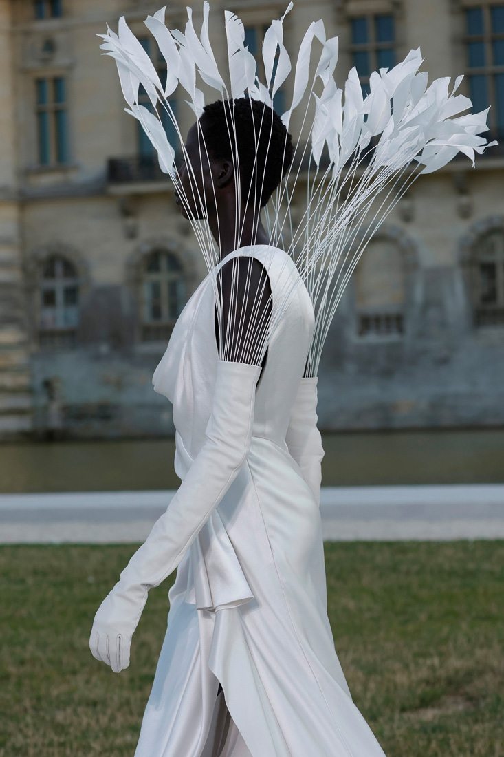 Les accessoires excentriques du défilé Valentino haute couture