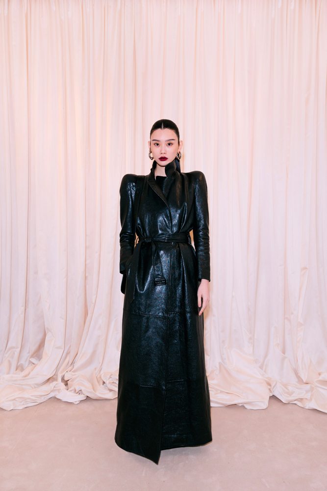Ming Xi au défilé Balenciaga haute couture 