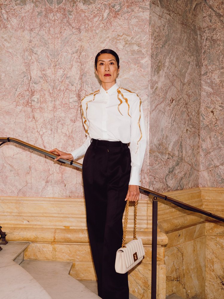 Suzie de Givenchy au défilé Schiaparelli haute couture automne-hiver 2023-2024