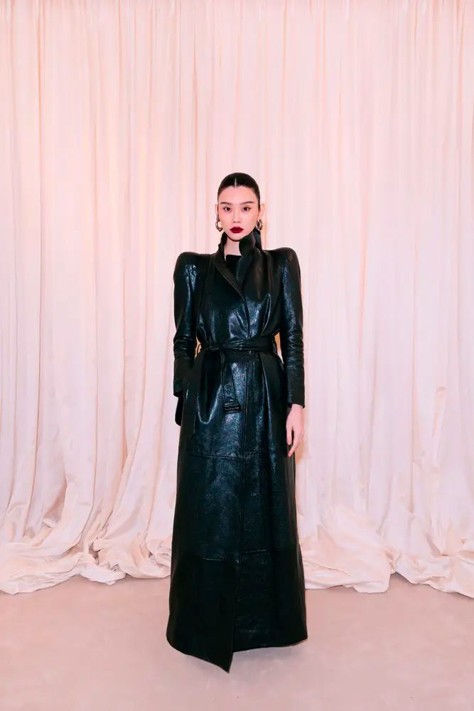 Ming Xi au défilé Balenciaga haute couture 