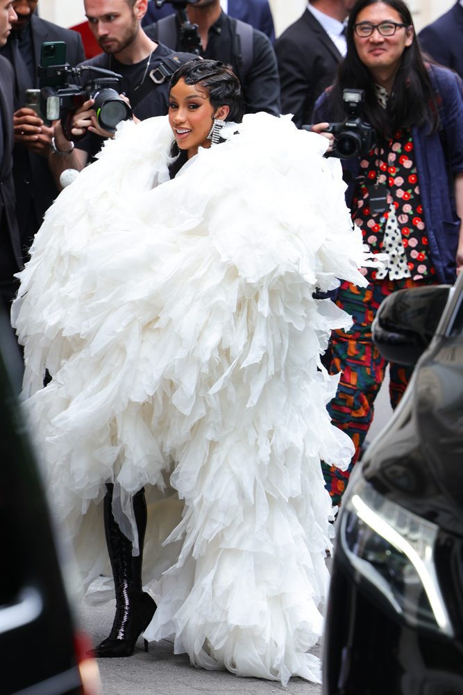Cardi B au défilé Balenciaga haute couture automne-hiver 2023-2024 © Photo by Pierre Suu/Getty Images