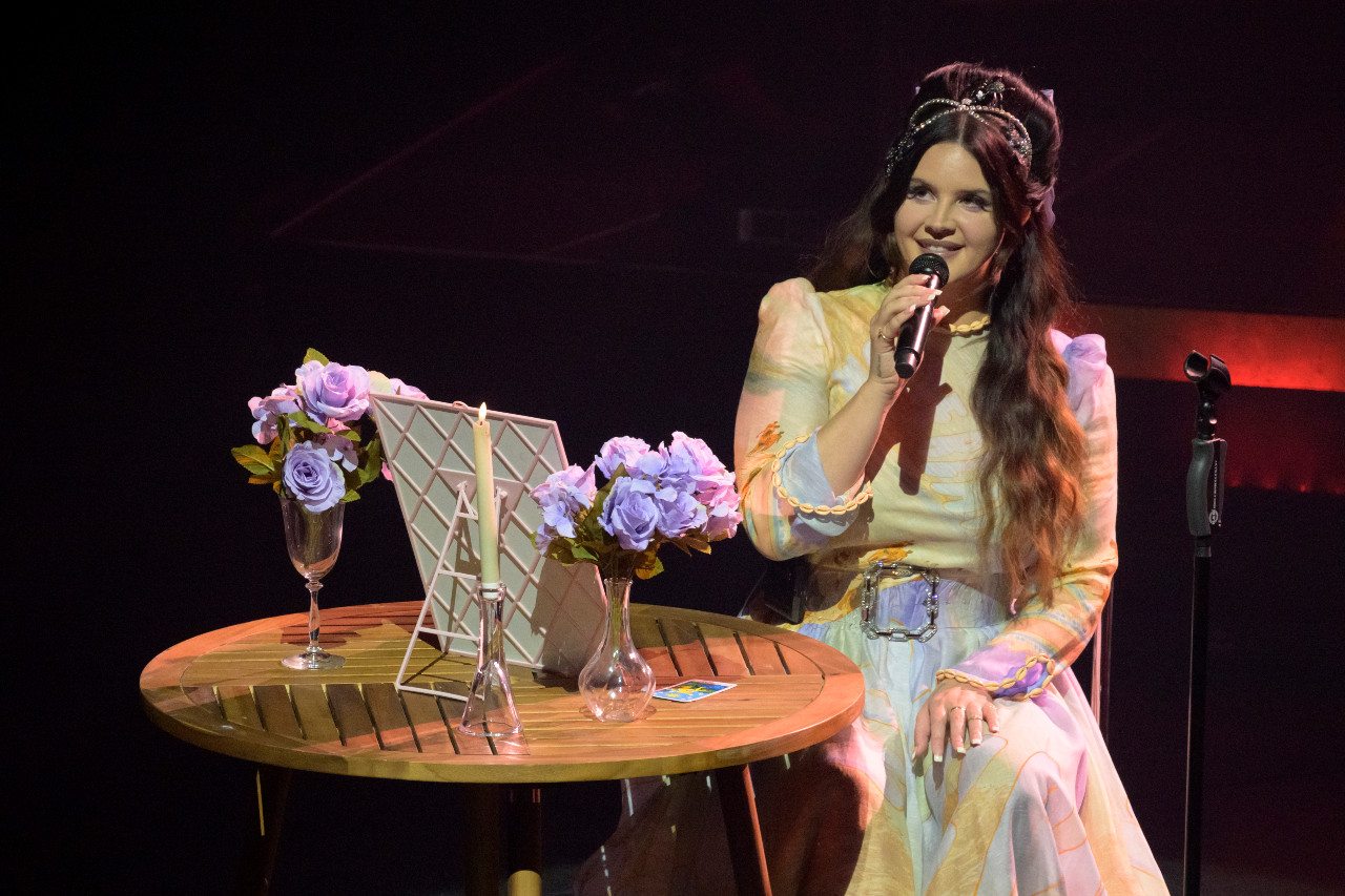 Lana Del Rey en concert à L'Olympia le 10 juillet 2023 à Paris. Photo par Kristy Sparow/Getty Images