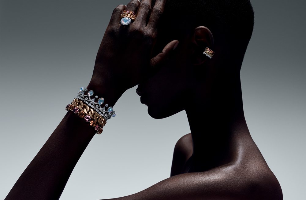 Bracelet, bague et boucle d'oreille de la collection “Deep time”, LOUIS VUITTON