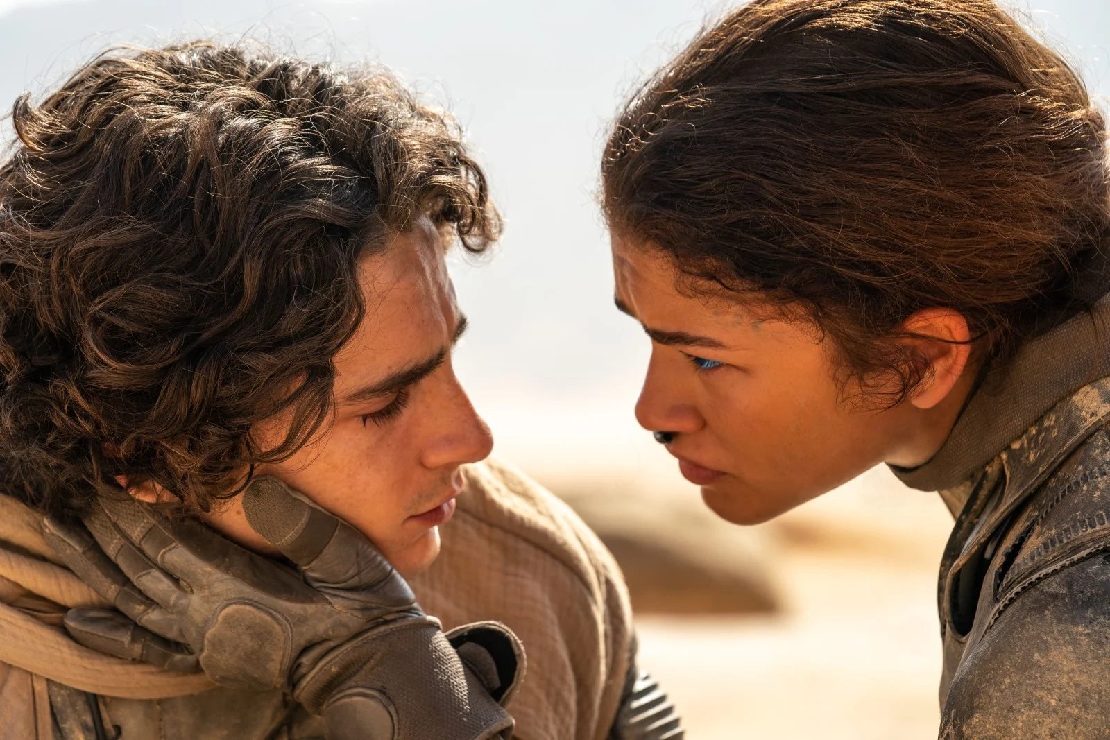 Zendaya et Timothée Chalamet dans Dune, deuxième partie (2024) © Warner Bros. Entertainment Inc. 