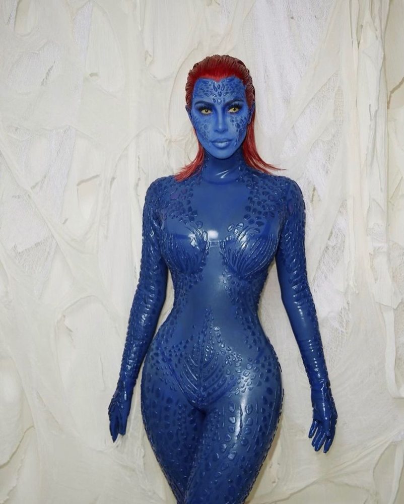 Le costume de Mystique de Kim Kardashian à Halloween 2022. 
