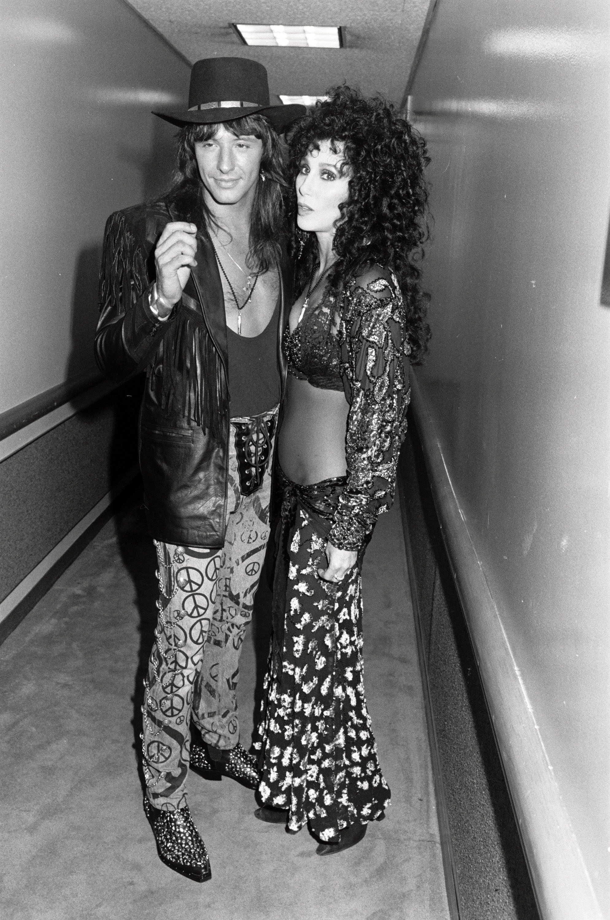 Cher et Richie Sambora aux 1989 MTV Video Music Awards à Los Angeles. Photo par Jeff Kravitz/FilmMagic, Inc/Getty Images.