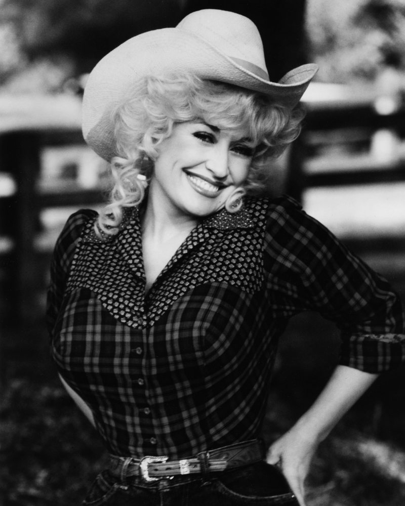 Dolly Parton en 1975. Photo par Silver Screen Collection/Getty Images.