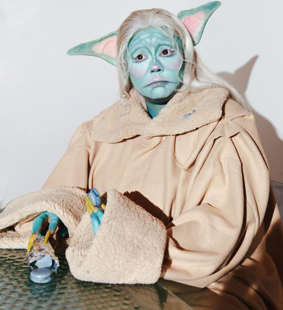 Le costume de Yoda de Lizzo à Halloween 2021. 