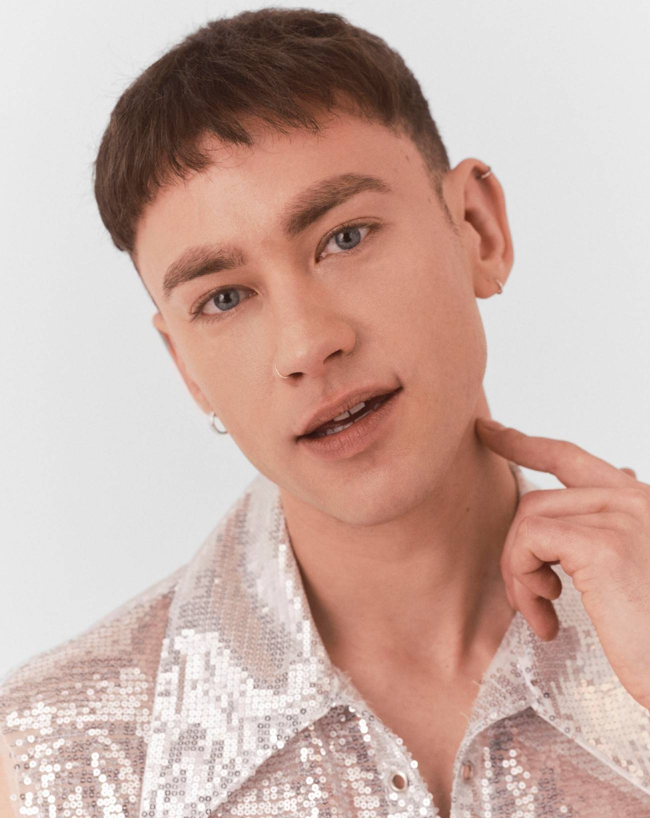 Qui est Olly Alexander, l'icône électro-pop queer qui pourrait gagner l'Eurovision 2024 ?