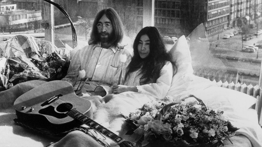 Yoko Ono, John Lennon, Give Peace a Chance, Paix, Bed-ins for Peace