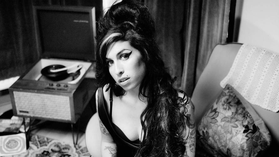 Un producteur retrouve le premier enregistrement d’Amy Winehouse