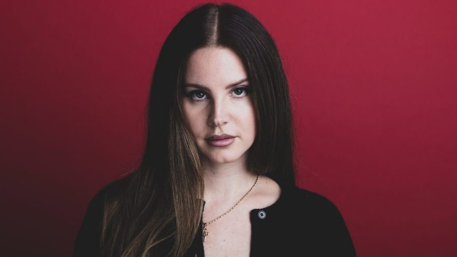 Lana Del Rey: what to expect from her first poetry book?