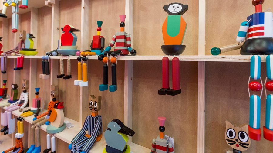 Le Marni Market révèle une collection d’objets originaux et hauts en couleur à Paris