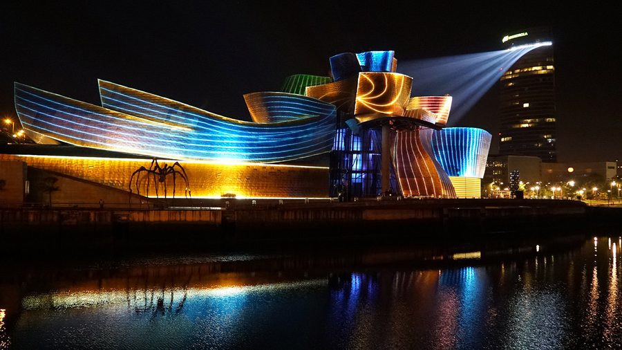 Le musée Guggenheim de Bilbao fête ses vingt ans