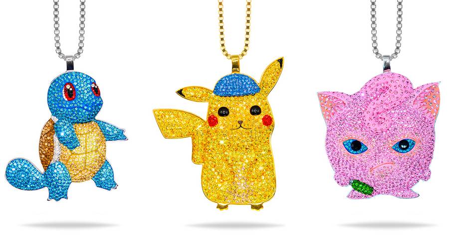 Des colliers Pokémon pavés de cristaux Swarovski