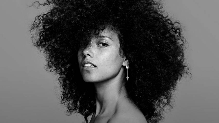 Interview with Alicia Keys : “Fame is worse than heroin…”