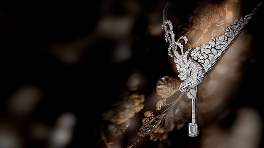Chanel s’inspire des paravents de Coromandel dans sa nouvelle collection haute joaillerie