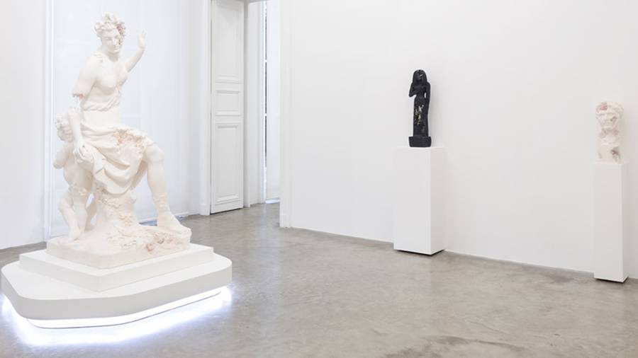 Louvre masterpieces highjacked by Daniel Arsham