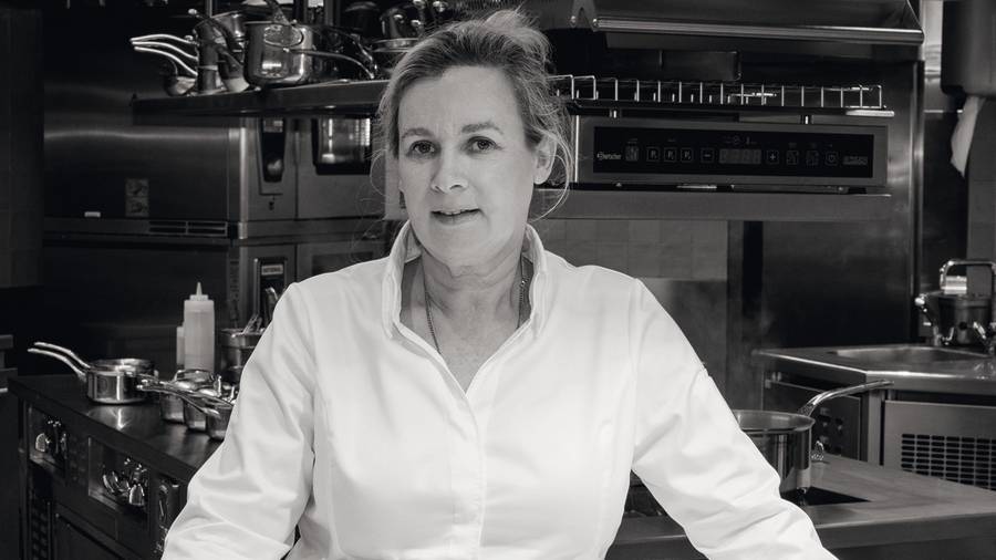Hélène Darroze, fine fleur de la cuisine gastronomique
