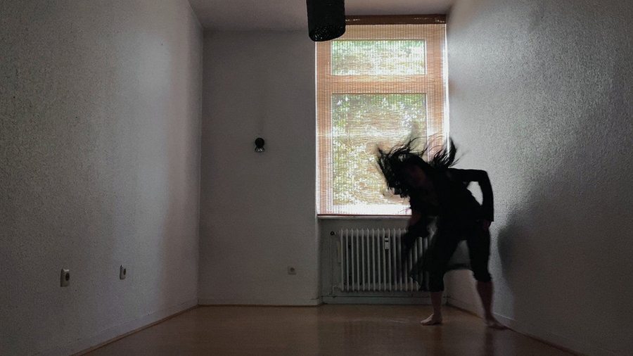 Jonathan Glazer filme la danse dans un court-métrage
