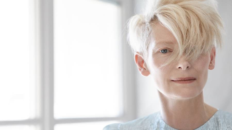 Interview with Tilda Swinton: “I have never described myself as an actress.” 