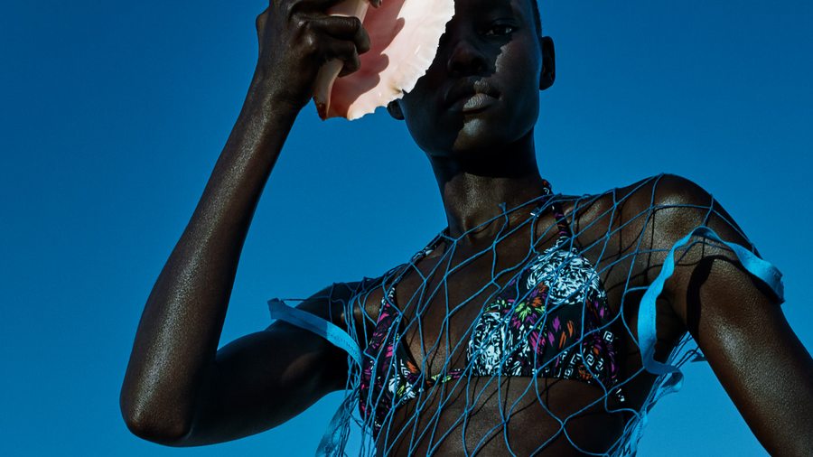 Exclusive : “Sous le soleil des tropiques” a fashion story by Txema Yeste