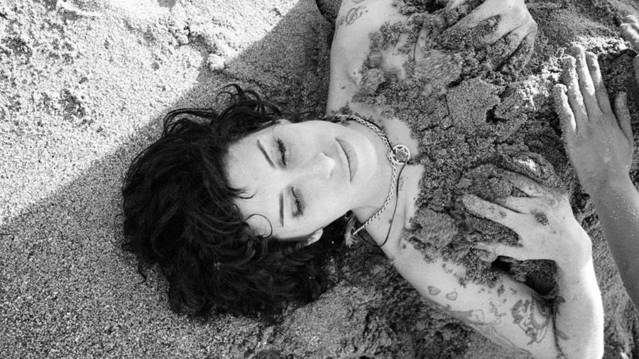Taschen dévoile 85 clichés d’Amy Winehouse 