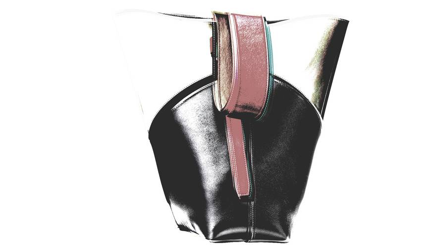 Fetish object of the week: the three-coloured bag by Céline 