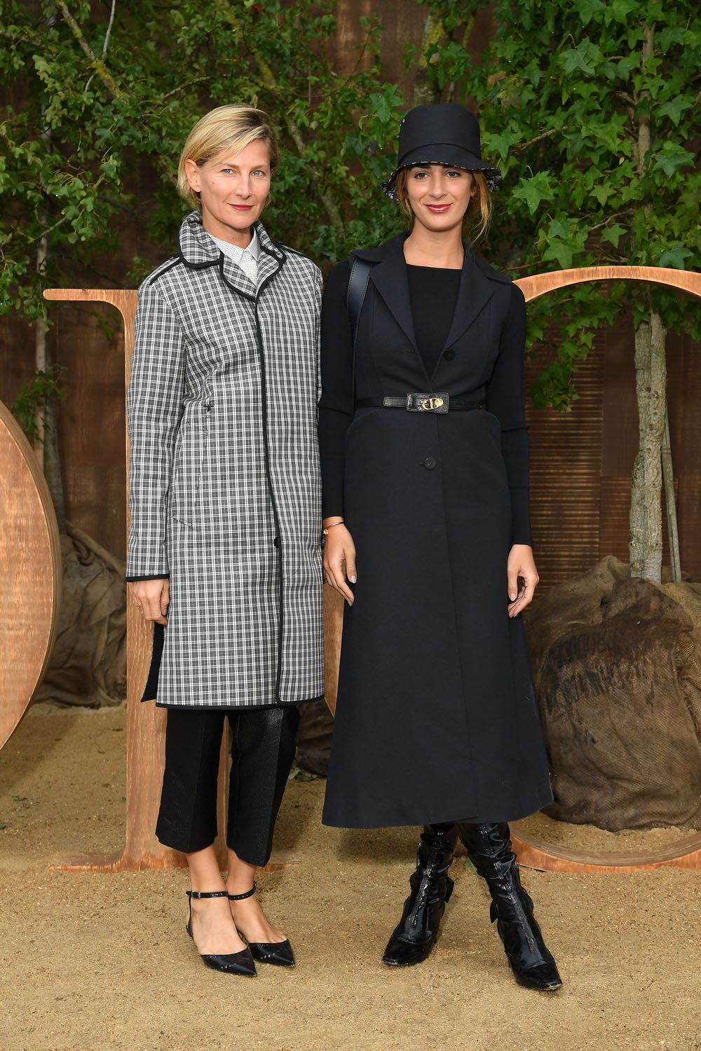Jennifer Lawrence et Monica Bellucci au défilé Dior printemps 2020