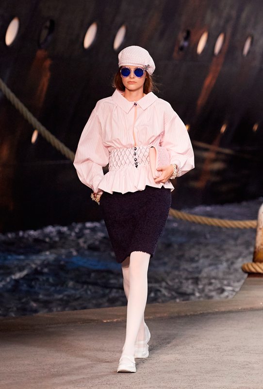 Au Grand Palais, la croisière s’amuse avec Chanel et Karl Lagerfeld