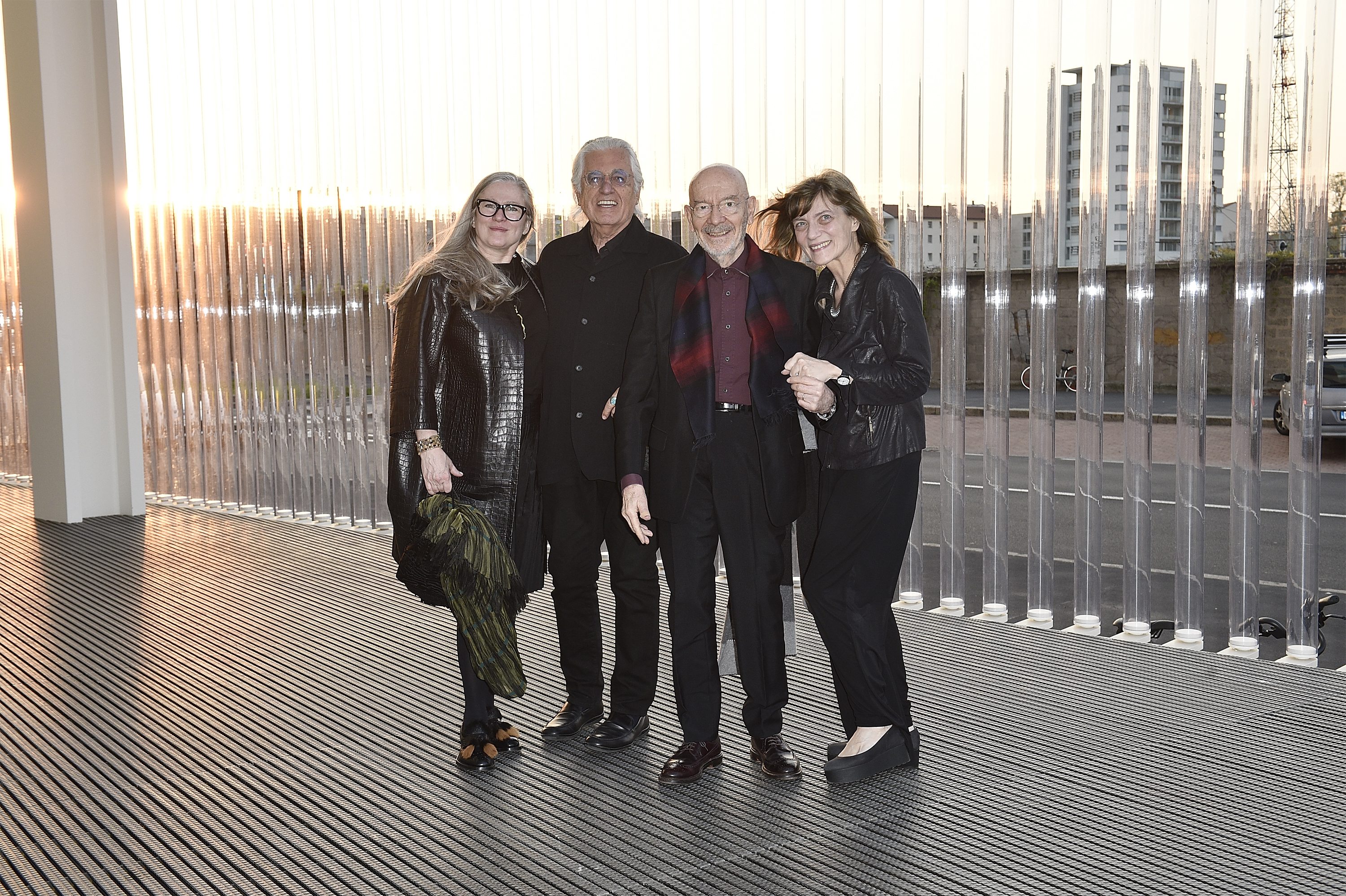 Quelles étaient les personnalités présentes lors de l’inauguration de la Torre de la Fondazione Prada