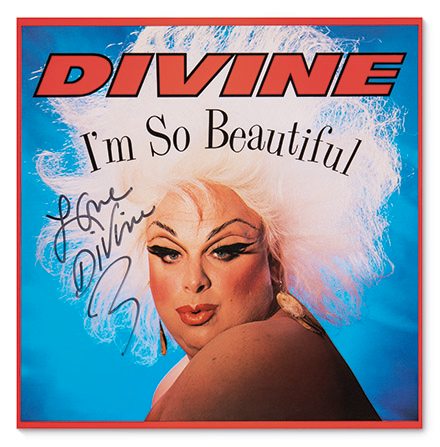 L’hommage de Loewe à Divine, iconique drag-queen