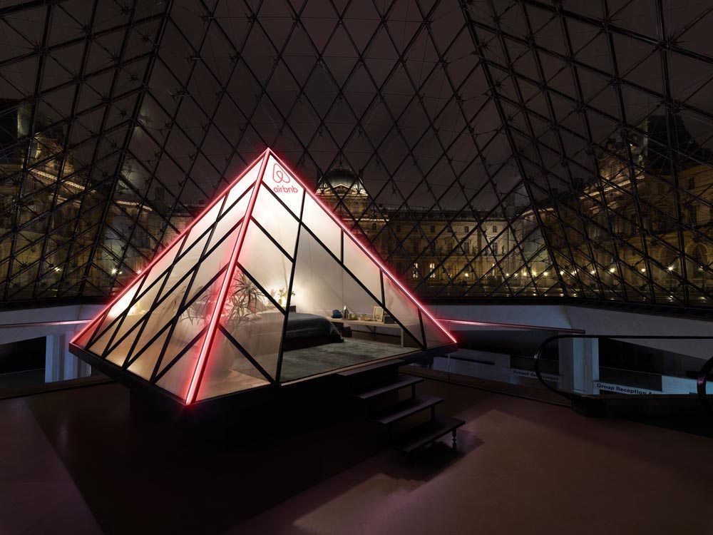 Comment le Louvre est devenu un Airbnb?
