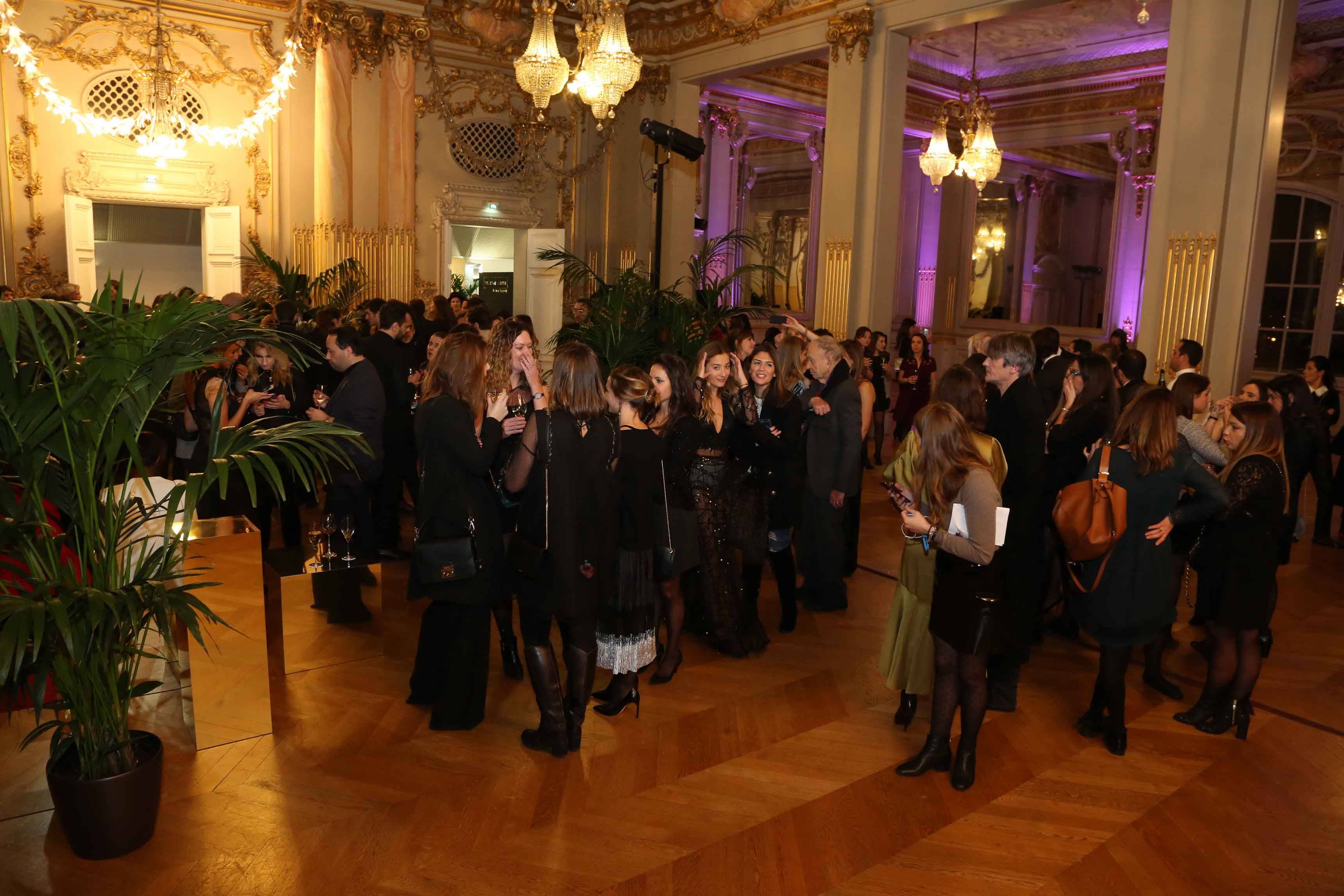 Quelles étaient les personnalités présentes au Musée d’Orsay lors de la soirée Intimissimi ?
