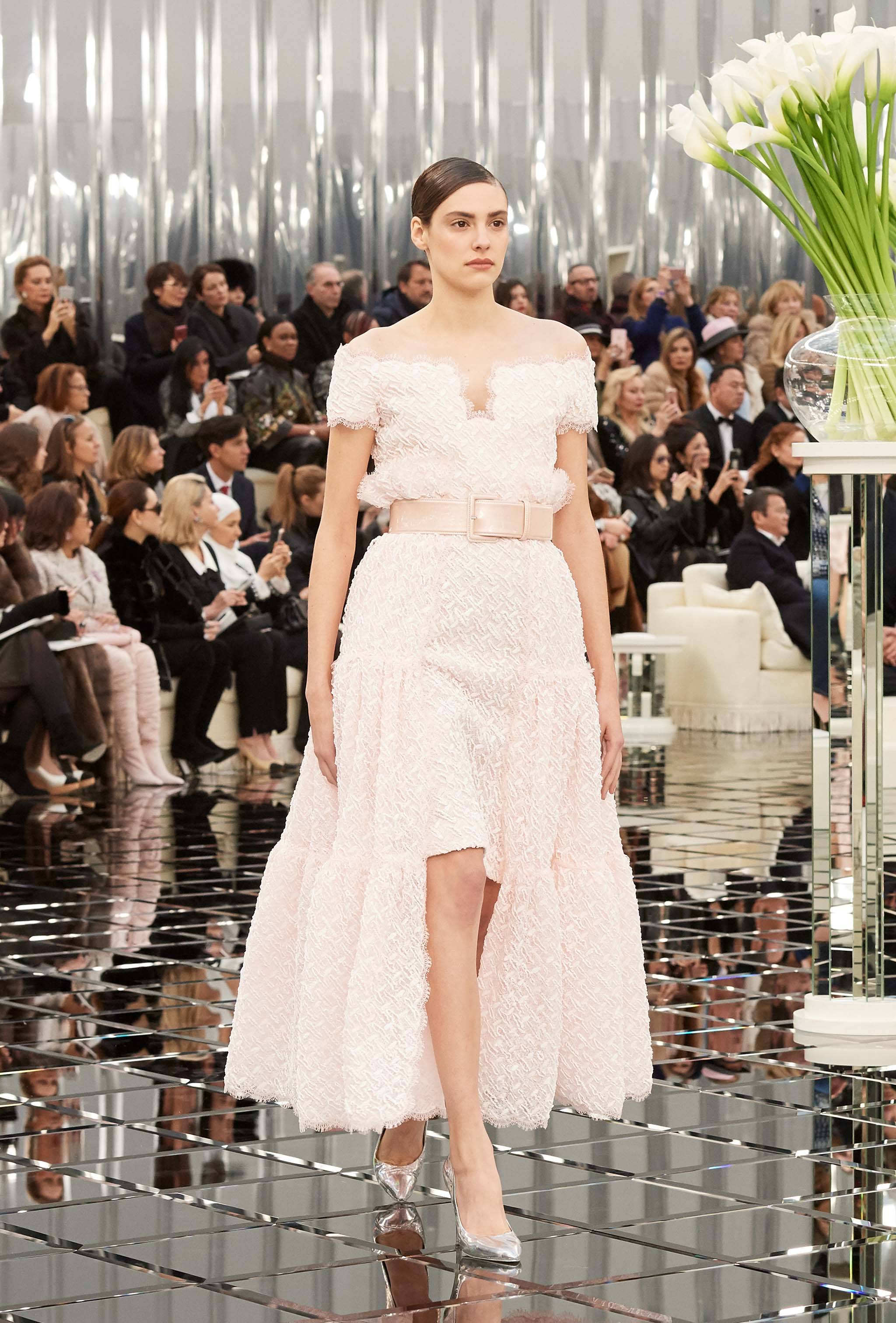 Le défilé Chanel haute couture printemps-été 2017