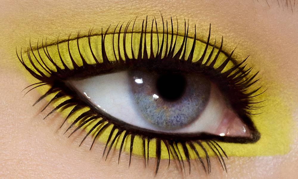 La touche jaune de Christian Louboutin, M.A.C, Dior ou Make Up For Ever